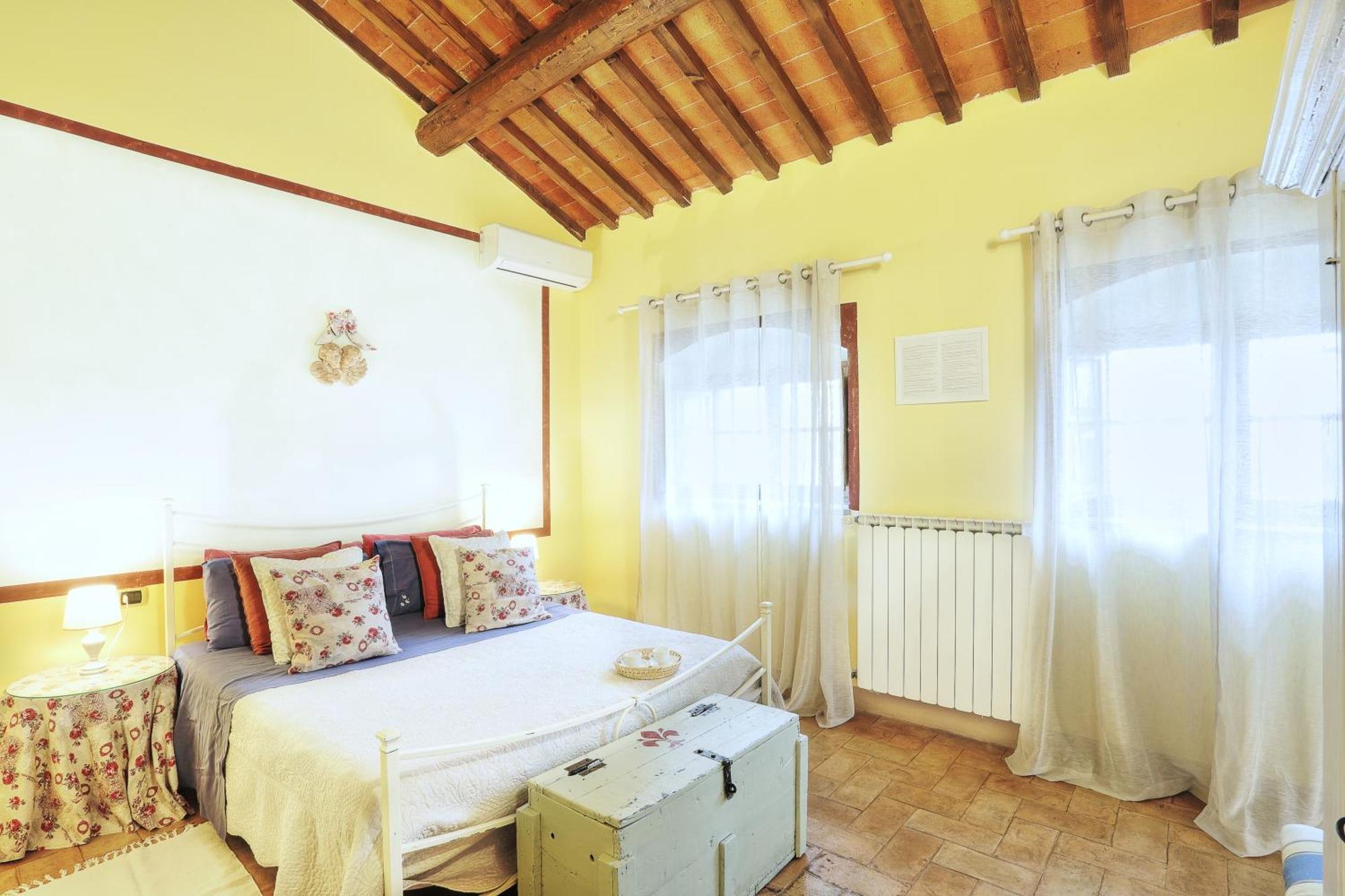 Podere Il Belvedere Su Cortona Castiglion Fiorentino Luaran gambar