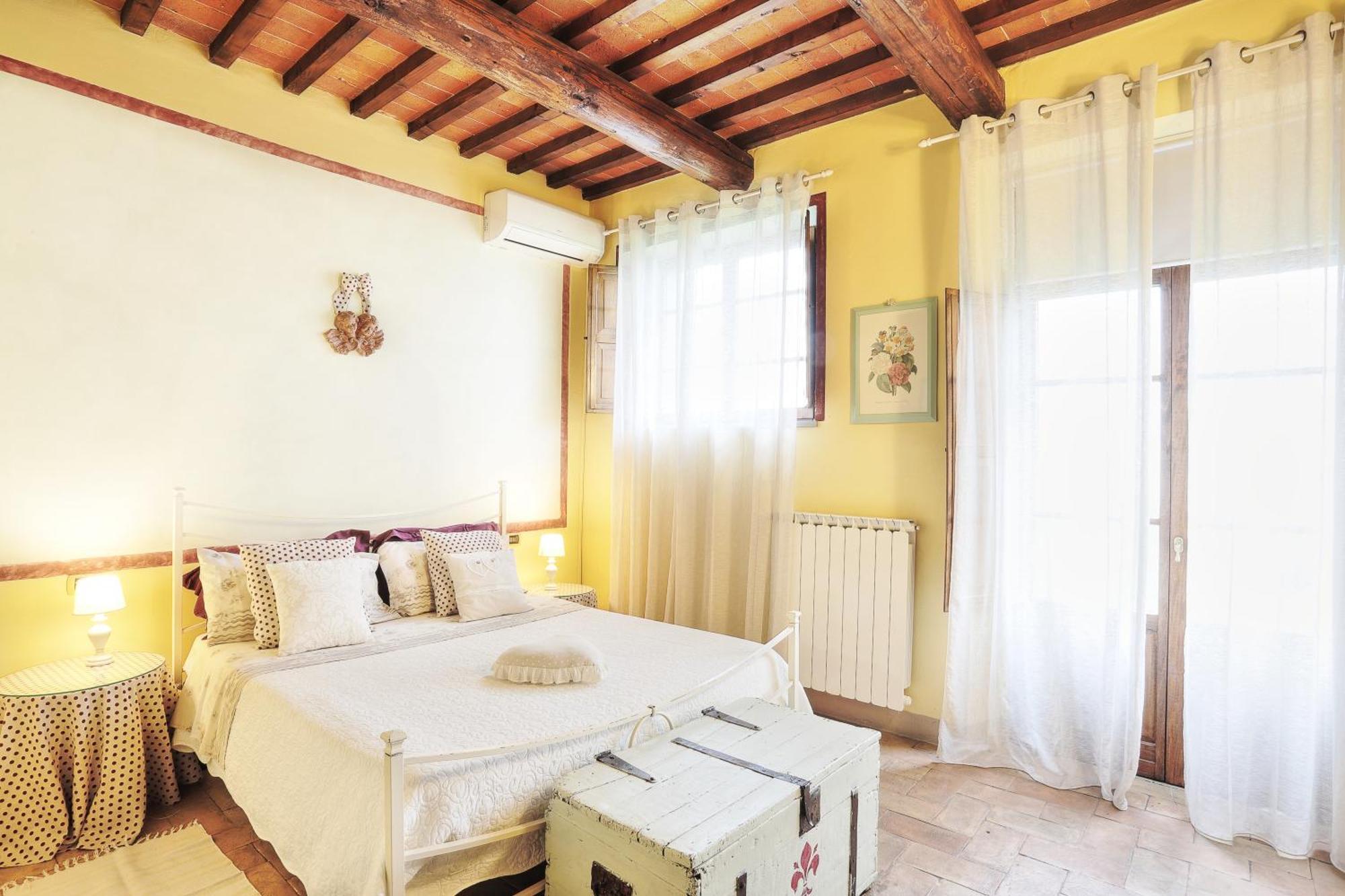 Podere Il Belvedere Su Cortona Castiglion Fiorentino Luaran gambar